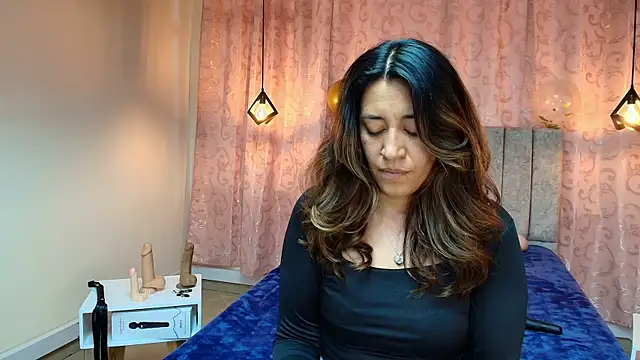 violetascott_ - VioletaScott_'s free webcam - UK Sex Cams