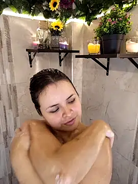 SeleneLuminari8 webcam