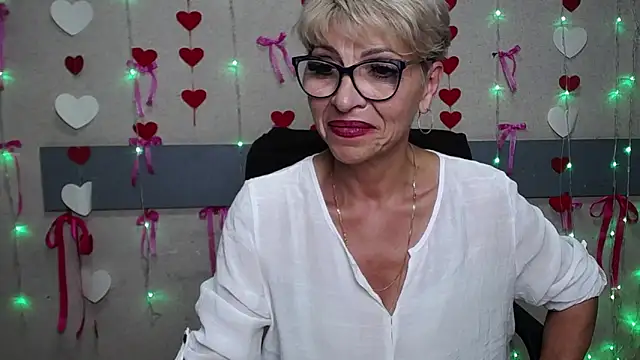 EllaBonito webcam