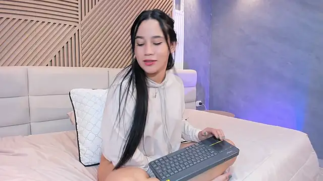 Iam_nia webcam