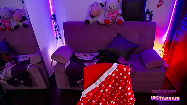 TatiCutee_ webcam