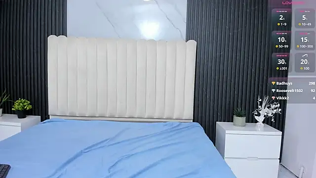 Tiana-Moon webcam