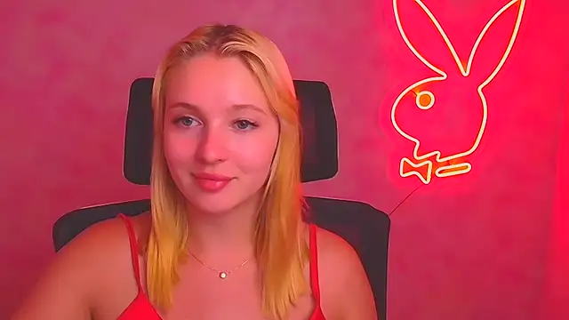 Milka_kiss_ webcam