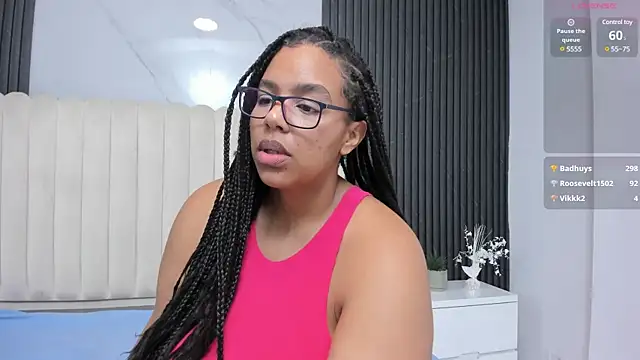 Tiana-Moon webcam
