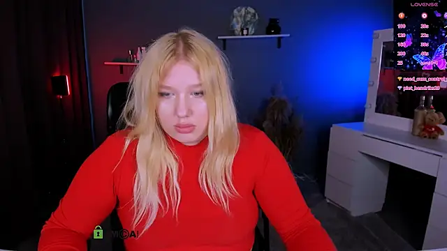 juli_kisss webcam