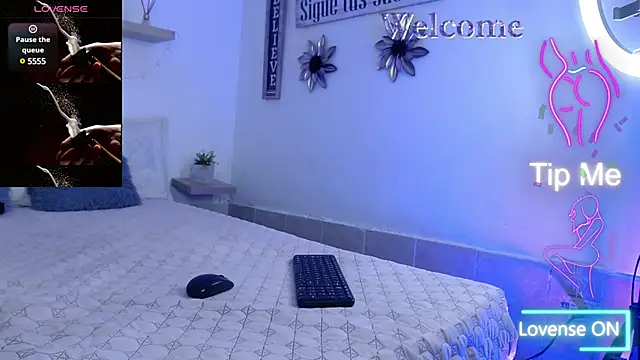 honeys_18 webcam