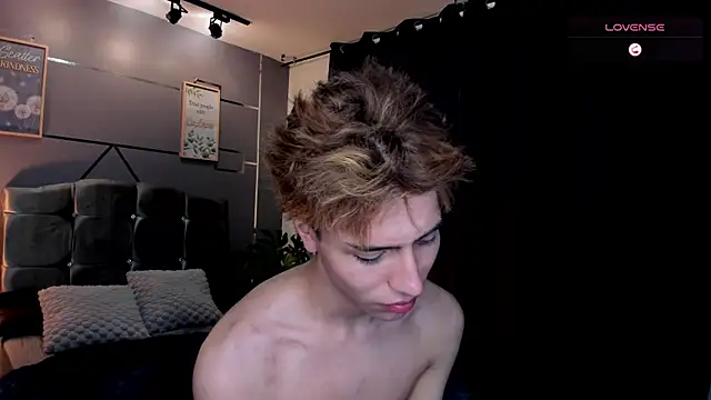 Christopher_77 webcam