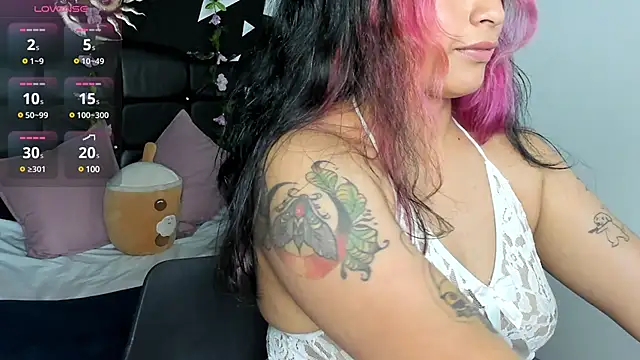 LikedPantss_ webcam