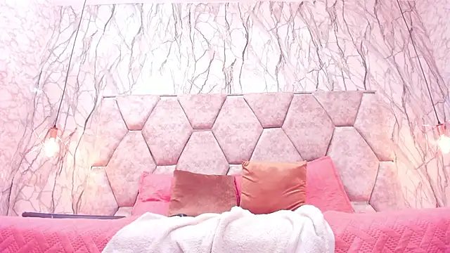 SPICY_MELANNY webcam