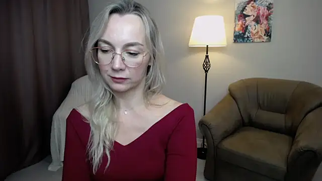 Ava_Elior webcam