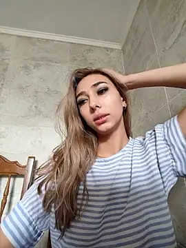 NinaJoy webcam