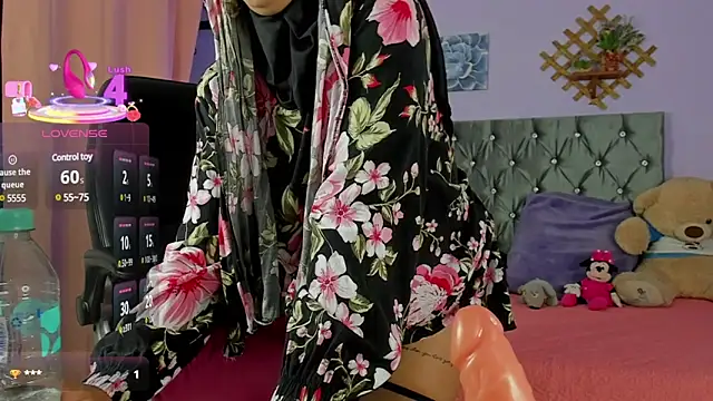 ShairaAwada webcam