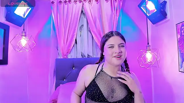 sarah_devil - Sarah_devil's free webcam - UK Sex Cams
