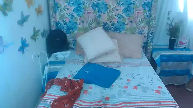 Sweeetnaughty webcam