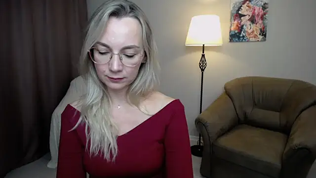 Ava_Elior webcam