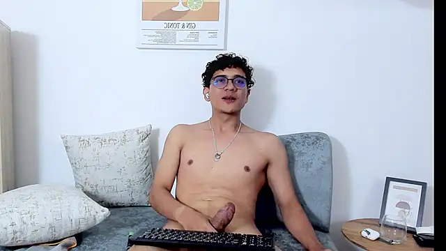 larry_plones webcam