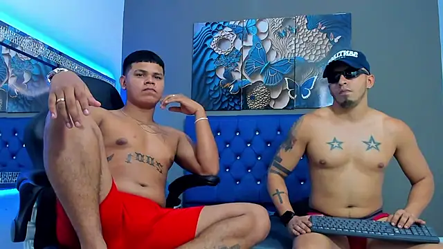 CrisAndErick webcam
