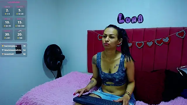 camila_stg webcam