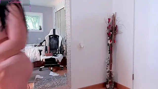 Jadeh_Williams02 webcam