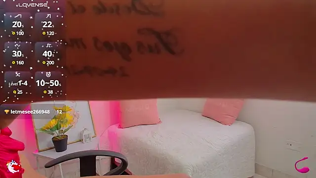 Bella7_ webcam