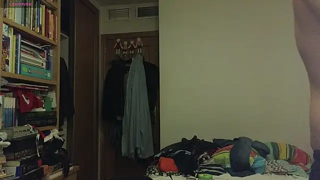 curiosillo83 webcam