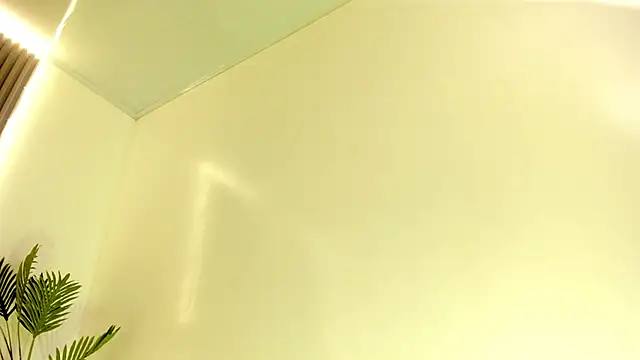Lilily_lv webcam