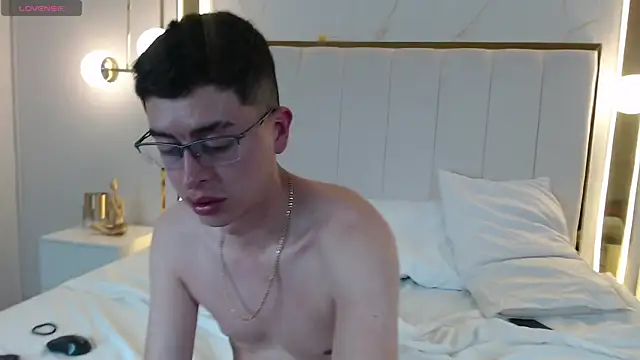 COUPLECUMBONNY webcam