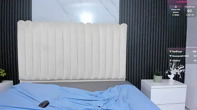 Tiana-Moon webcam