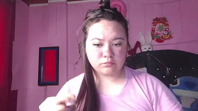 NikkiRous_ webcam