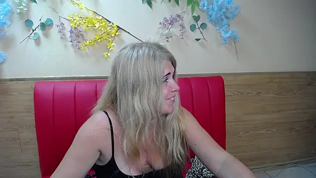 Julya_Barbi webcam