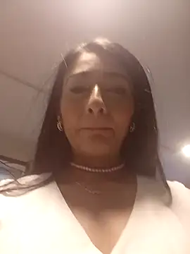 bella_office-naughty1 - Bella_Office-Naughty1's free webcam - UK Sex Cams