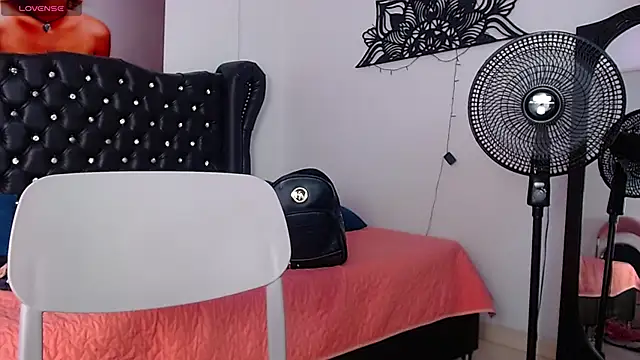 Taliana36 webcam