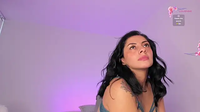 _lucianapalmer webcam