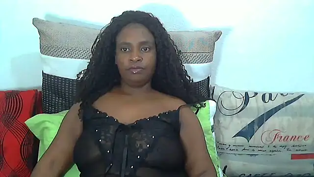 QueenRomaxx1 webcam