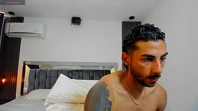 MARC_THOMPSON_ webcam