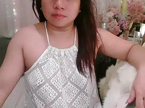 ohmypinay - OhmyPinay's free webcam - UK Sex Cams