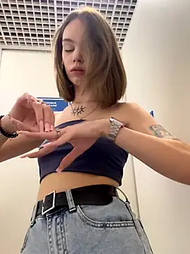 Street_young from StripChat is Freechat