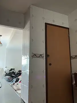 hidden sexcam Diamond Glow