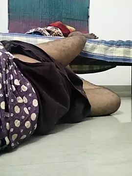Tamilrojanew webcam