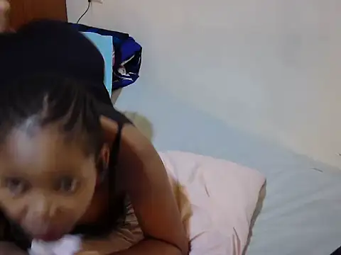 queen-sasha - Queen-sasha's free webcam - UK Sex Cams