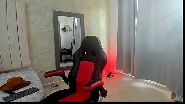 mikey_banji webcam