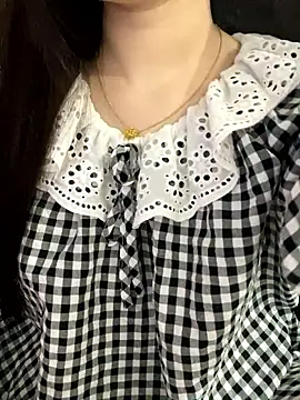 Nancy68 webcam