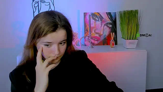 nika-still webcam