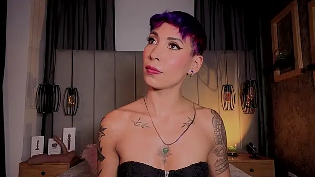 MiaMorgan_ webcam