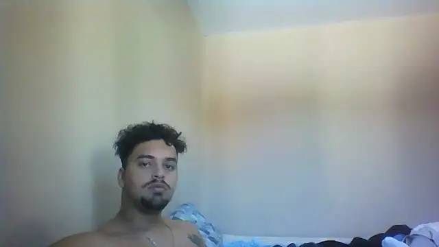 Xcumshot33 webcam