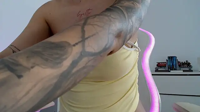 Thatgirl___ webcam