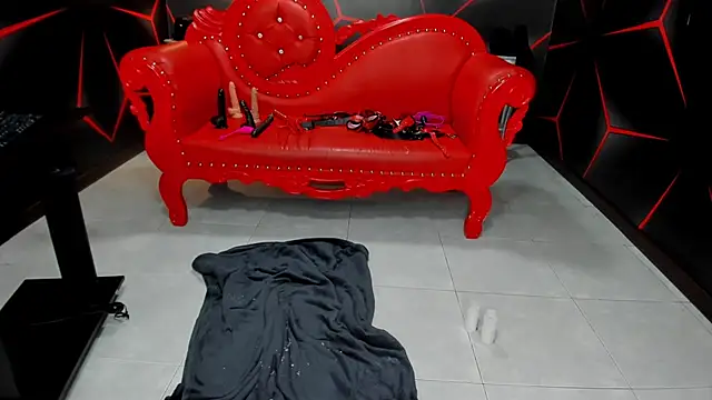 Emily_Slave webcam