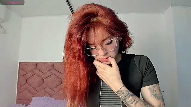 april_dumont webcam