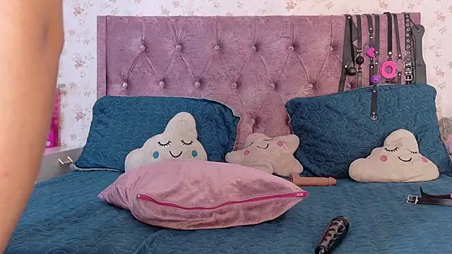 AvrillThomas webcam