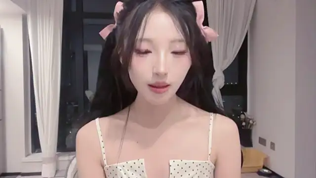 zhaozhaoZM webcam